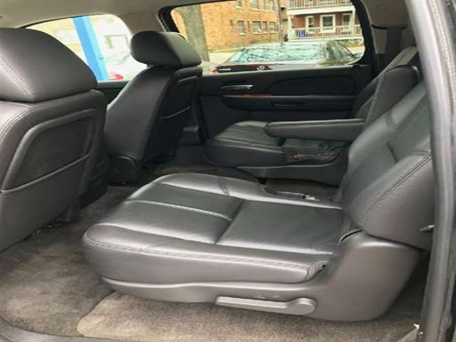 2011 GMC Yukon XL 4x4 SLT 1500 4dr SUV